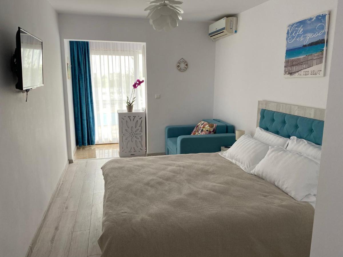 מנגליה Kallatia Studio Saturn מראה חיצוני תמונה